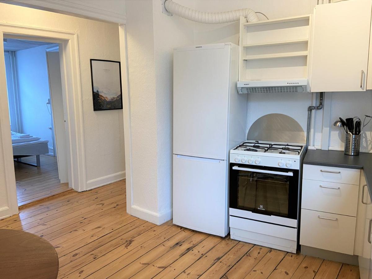 Lovely And Homey 2-bedroom In Charming Osterbro Apartment